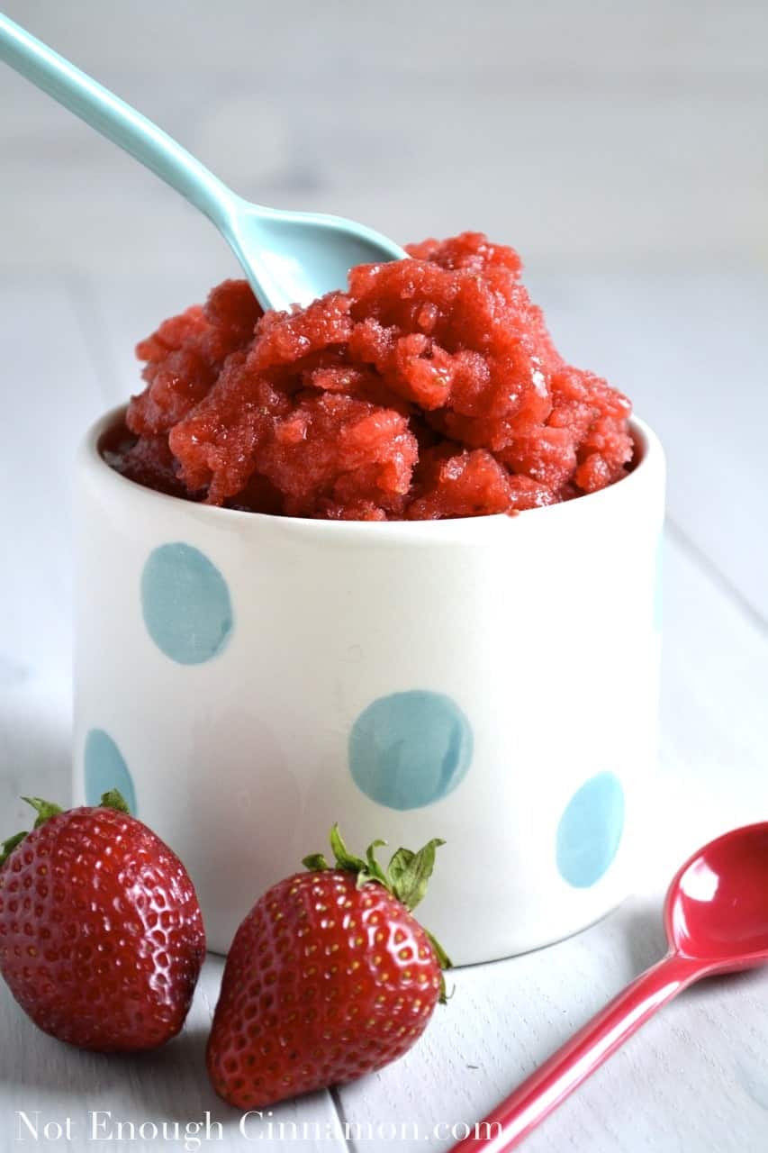 17 Foods You Have to Eat Before Summer Ends 16 Fresh Strawberry Granita 3