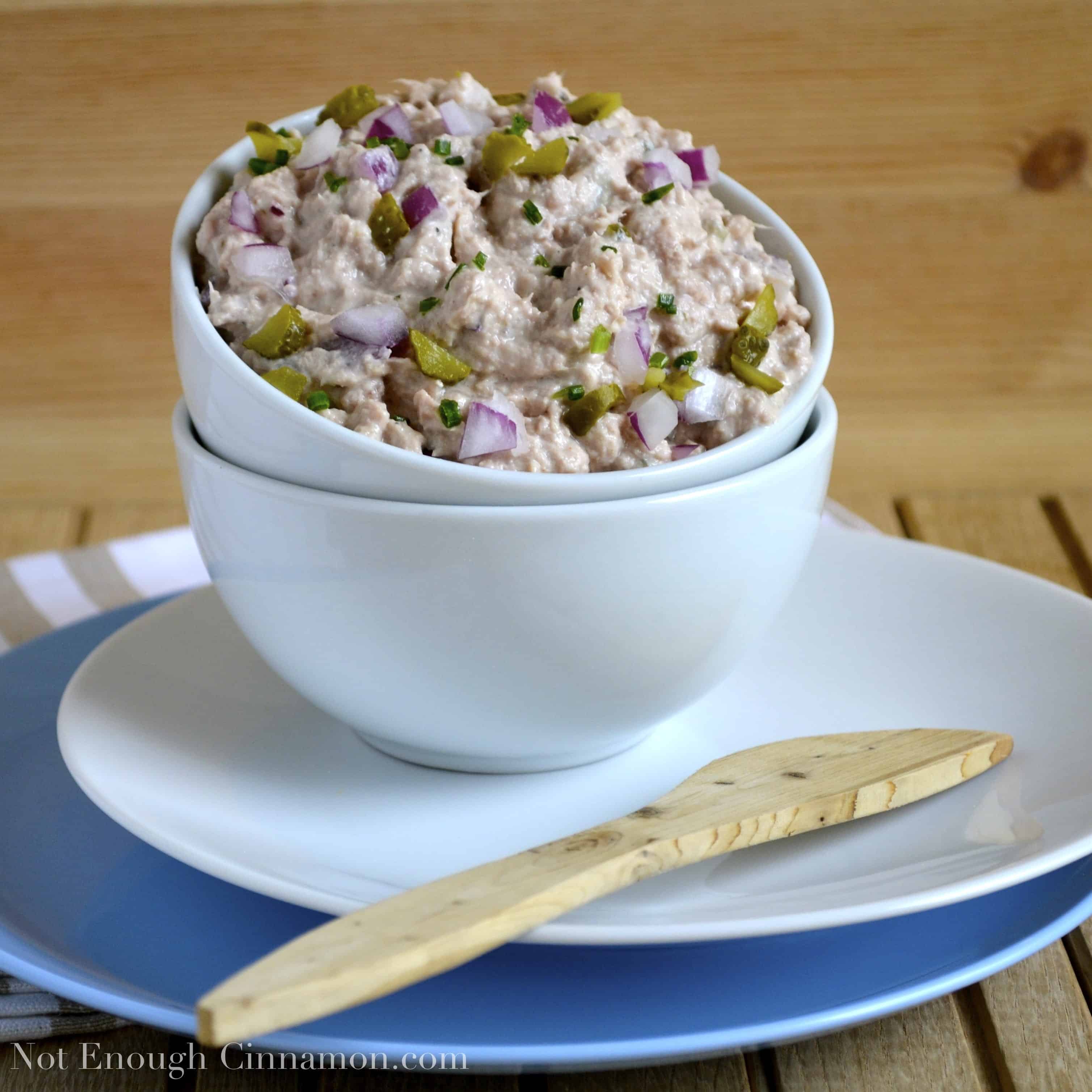 Skinny Tuna Spread. Only 141 cal and 3 WW pts+ but full of flavor!