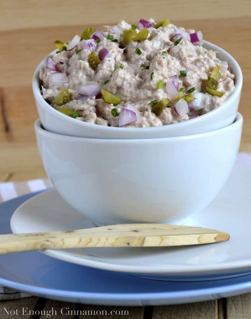 Skinny Tuna Spread. Only 141 cal and 3 WW pts+ but full of flavor!
