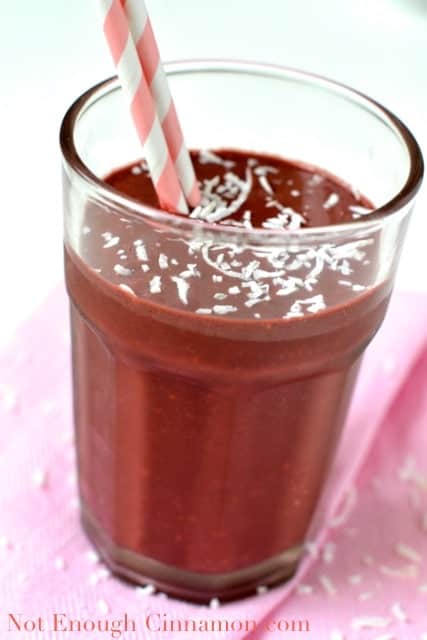 Raspberry Cinnamon Green Smoothie