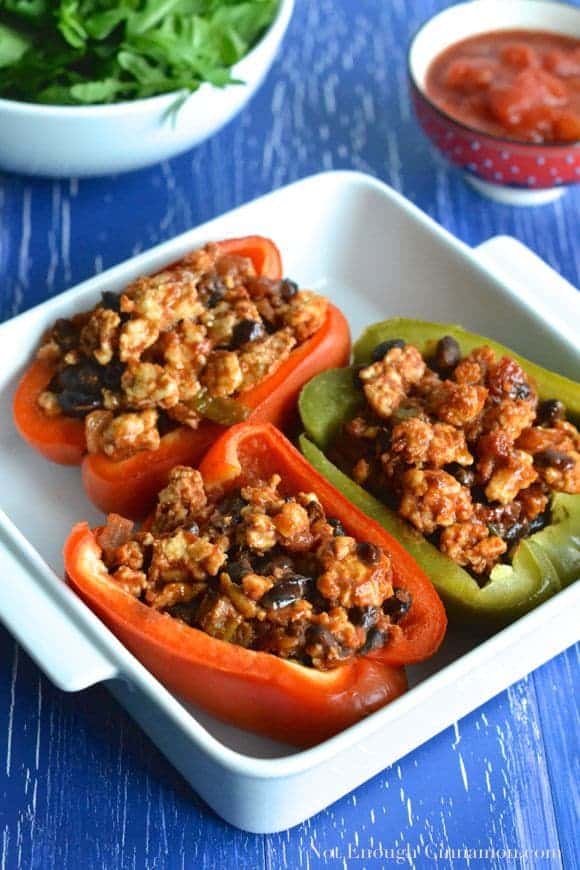 Mexican Stuffed Bell Peppers: an easy, tasty and healthy dinner! Naturally gluten free