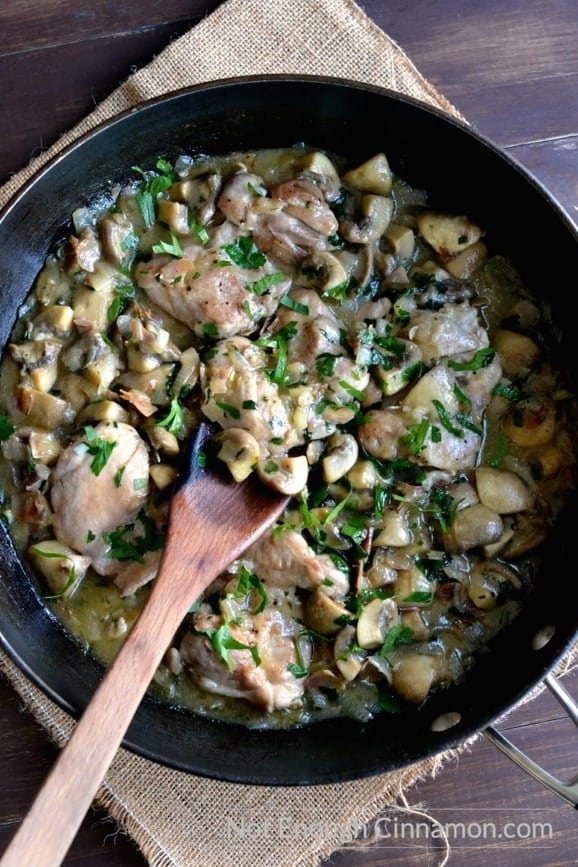 This is the BEST chicken with mushroom recipe! One pan, ready in 40 minutes and...tastes great! | Find the recipe on NotEnoughCinnamon.com